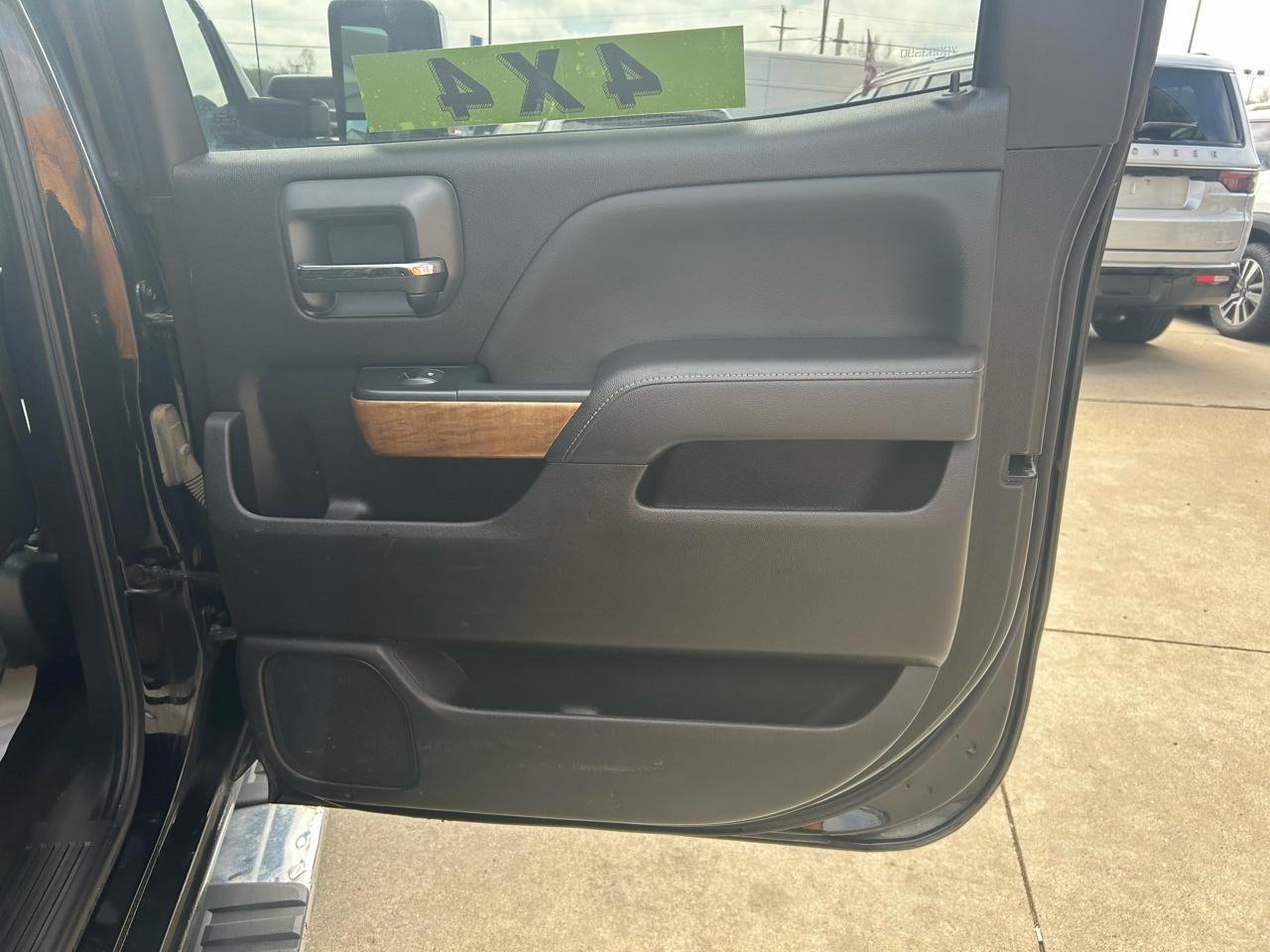 Chevrolet Silverado 3500HD LTZ Crew Cab 4WD 2018