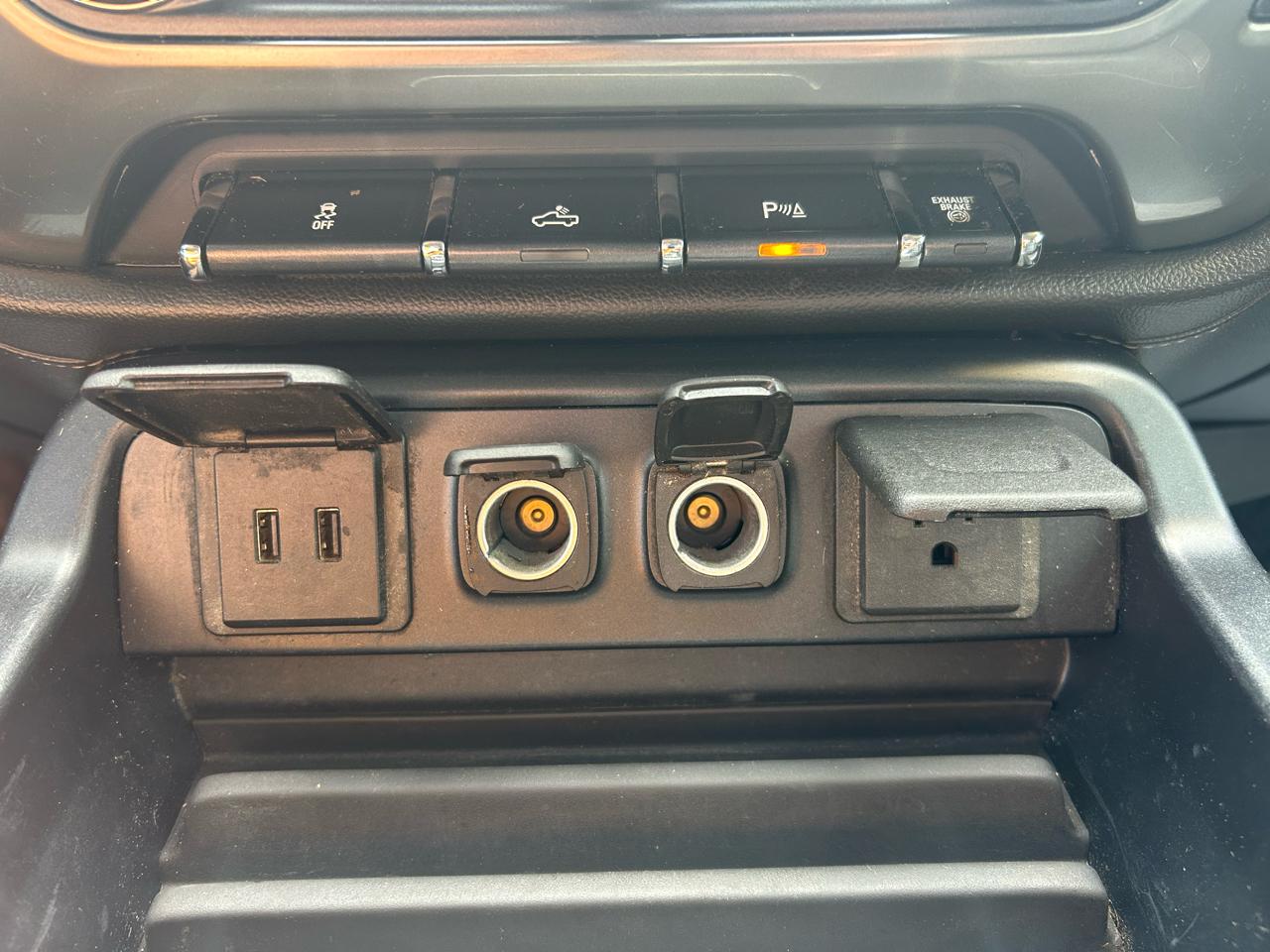 Chevrolet Silverado 3500HD LTZ Crew Cab 4WD 2018