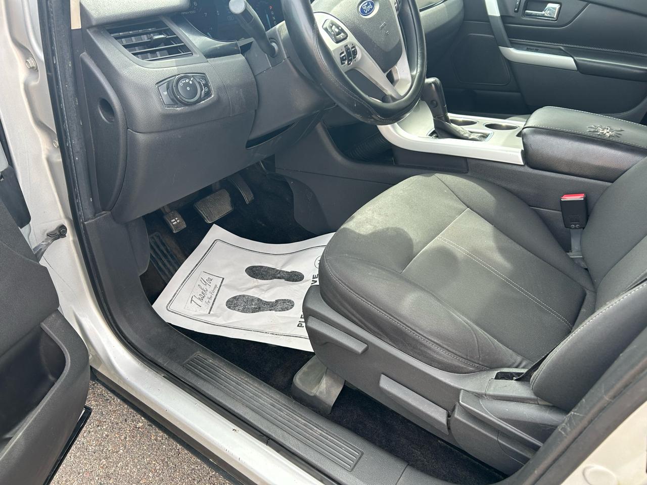 Ford Edge SE FWD 2011