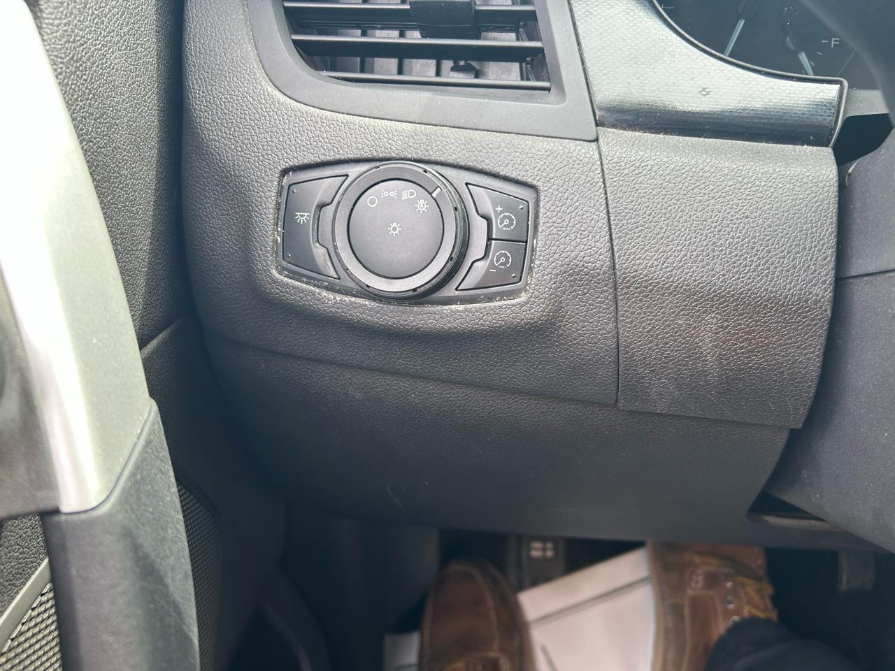 Ford Edge SE FWD 2011