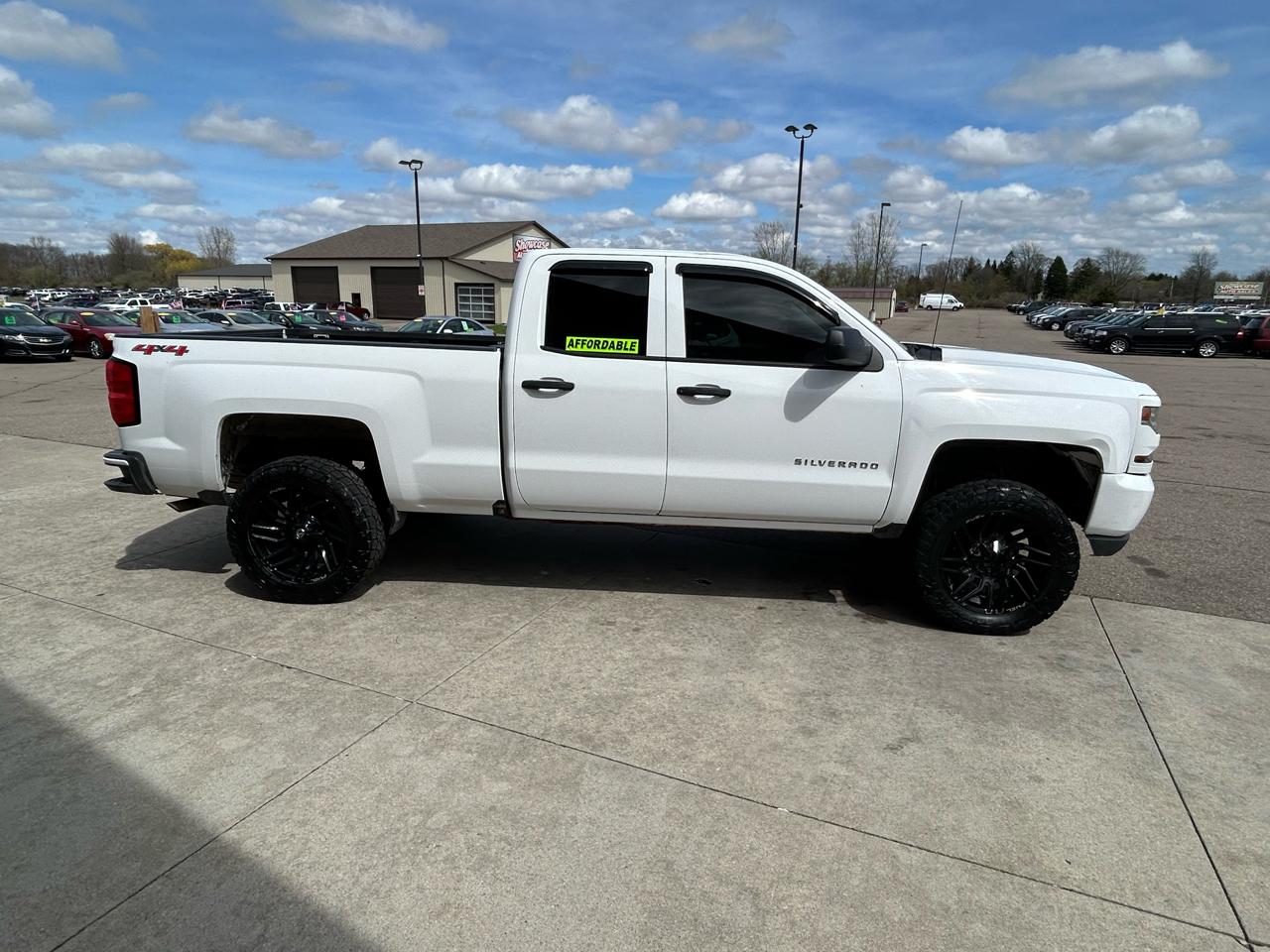 Chevrolet Silverado 1500 Work Truck Double Cab 4WD 2017
