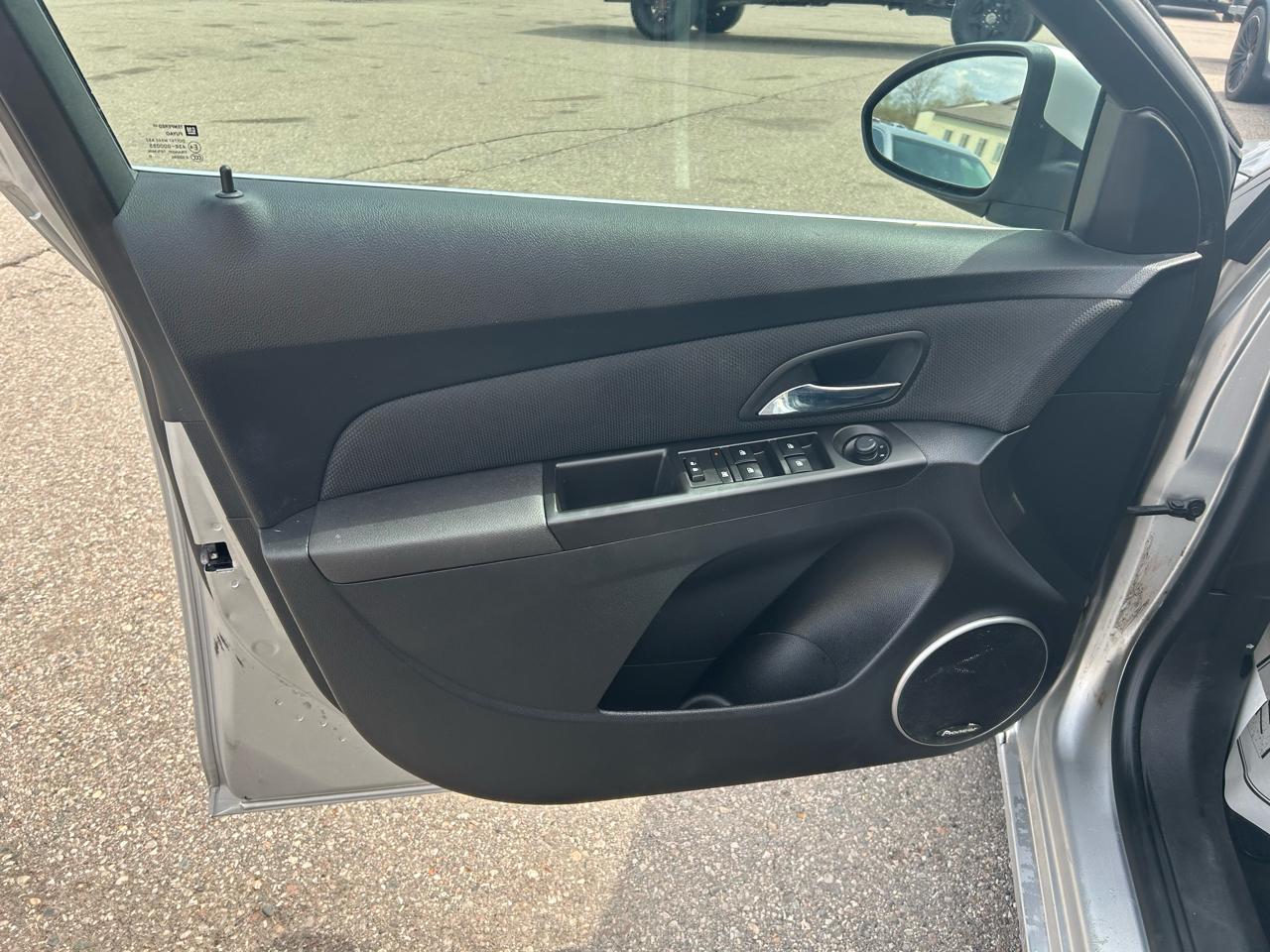 Chevrolet Cruze 2LT Auto 2015