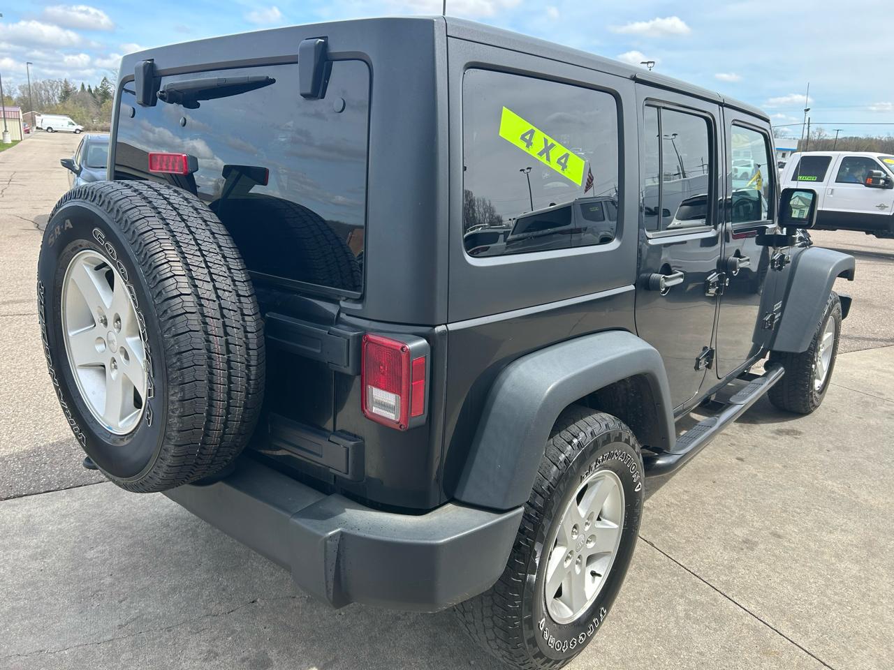 Jeep Wrangler Unlimited Sport 4WD 2016