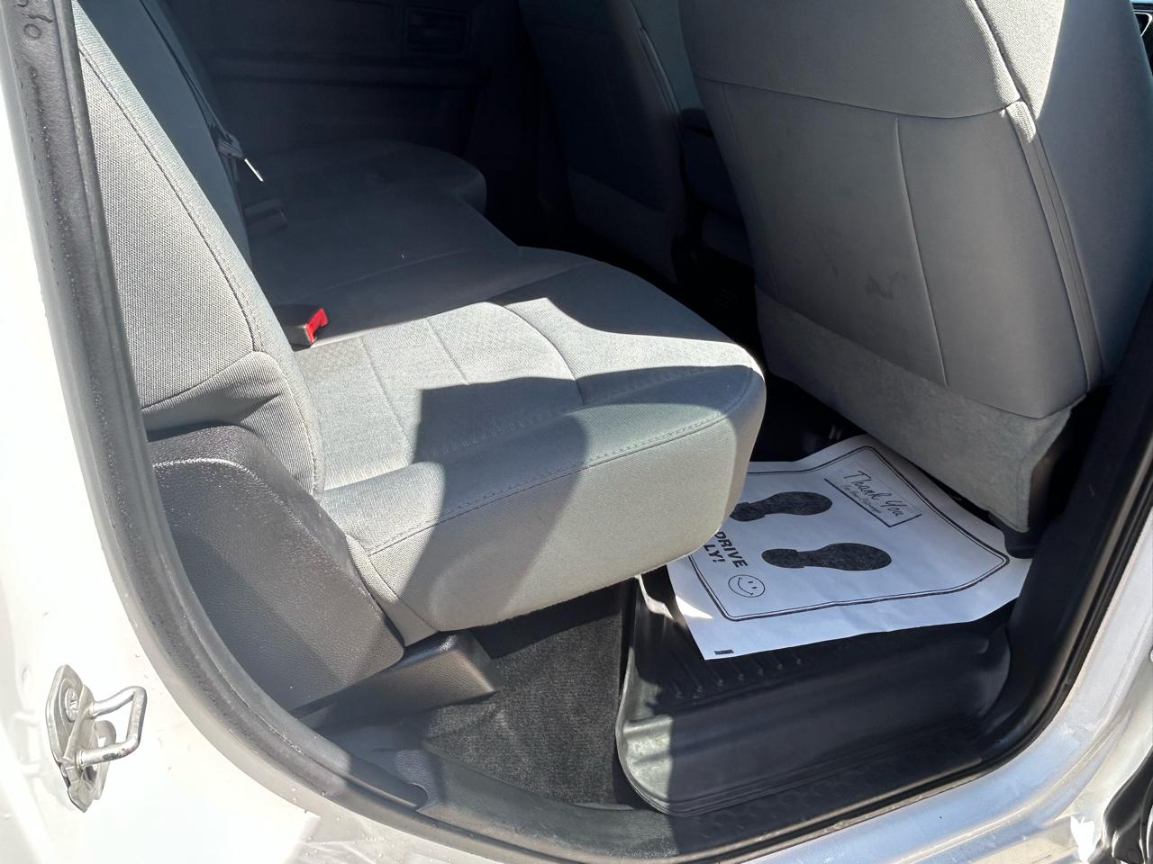 RAM 3500 Tradesman Crew Cab 4WD 2016