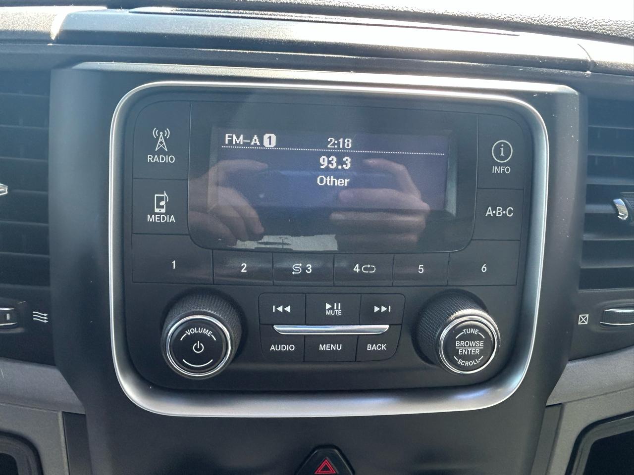 RAM 3500 Tradesman Crew Cab 4WD 2016