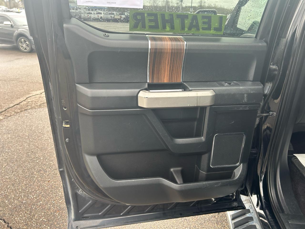 Ford F-150 Lariat SuperCrew 5.5-ft. Bed 4WD 2016