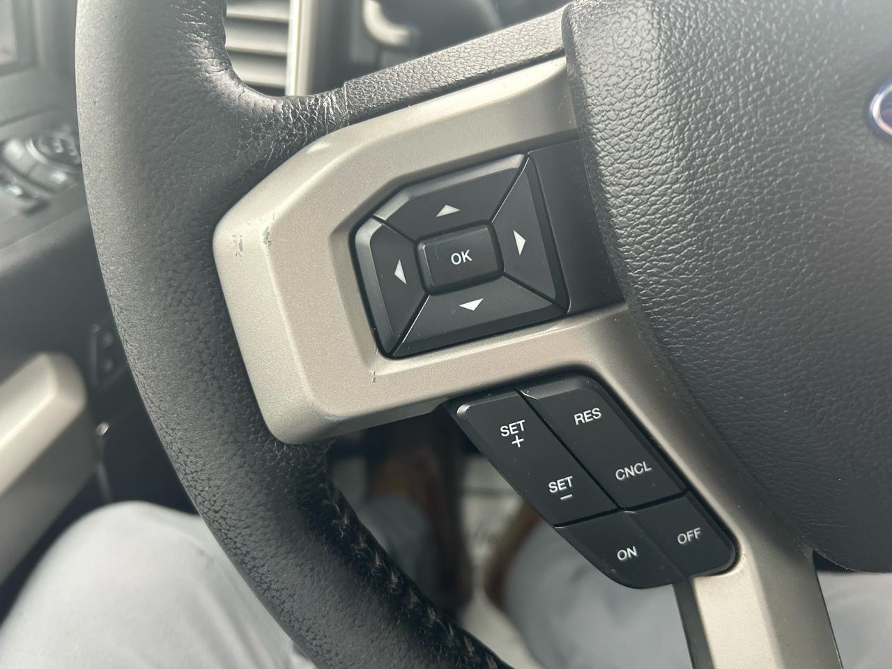 Ford F-150 Lariat SuperCrew 5.5-ft. Bed 4WD 2016