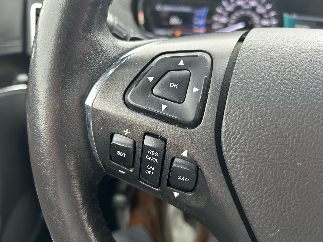 Lincoln MKT 3.5L with EcoBoost AWD 2015