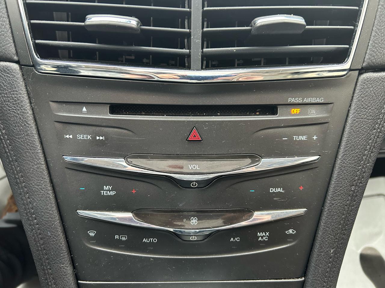 Lincoln MKT 3.5L with EcoBoost AWD 2015