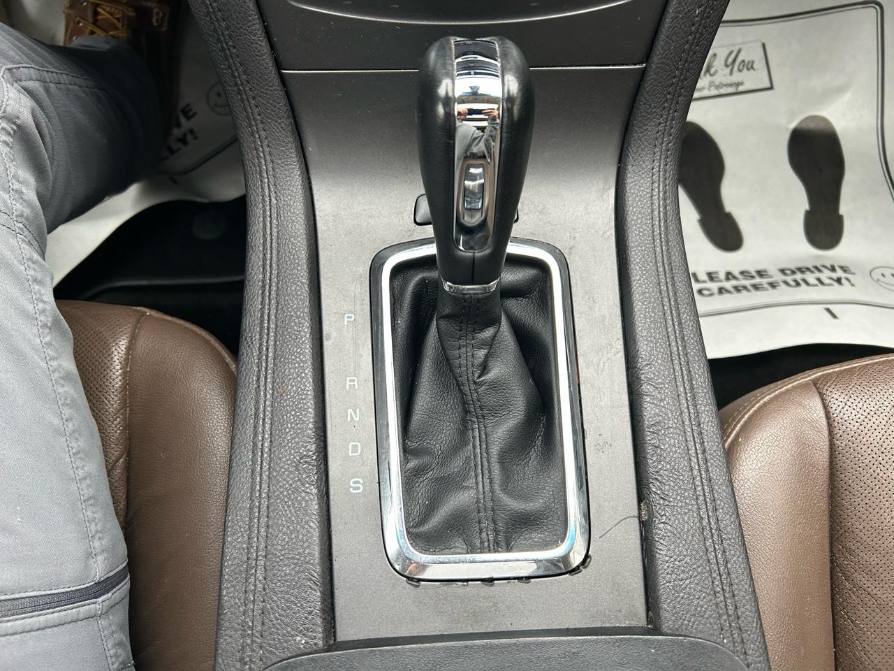 Lincoln MKT 3.5L with EcoBoost AWD 2015