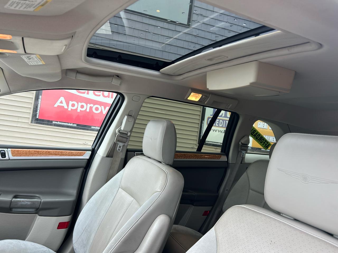 Chrysler Pacifica Limited FWD 2007