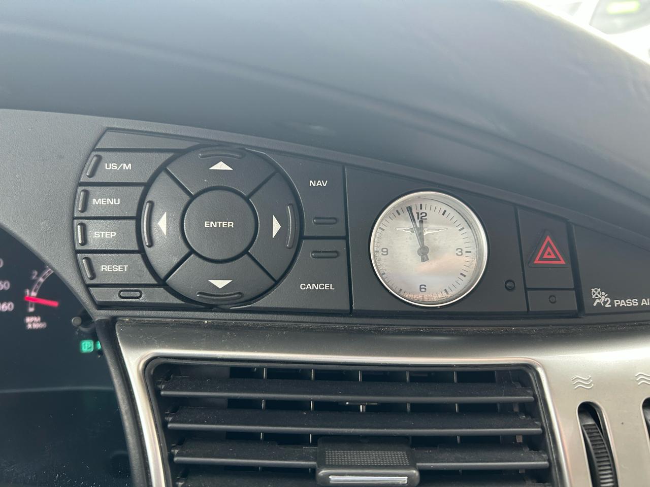 Chrysler Pacifica Limited FWD 2007