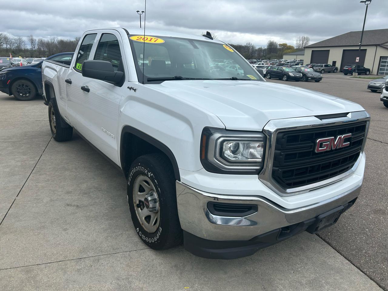 GMC Sierra 1500 Base Double Cab 4WD 2017