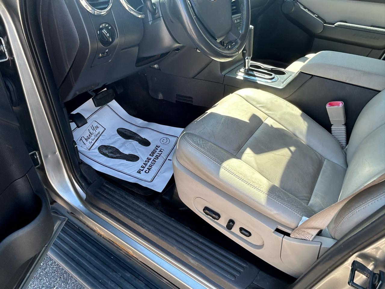 Ford Explorer XLT 4.0L 4WD 2008