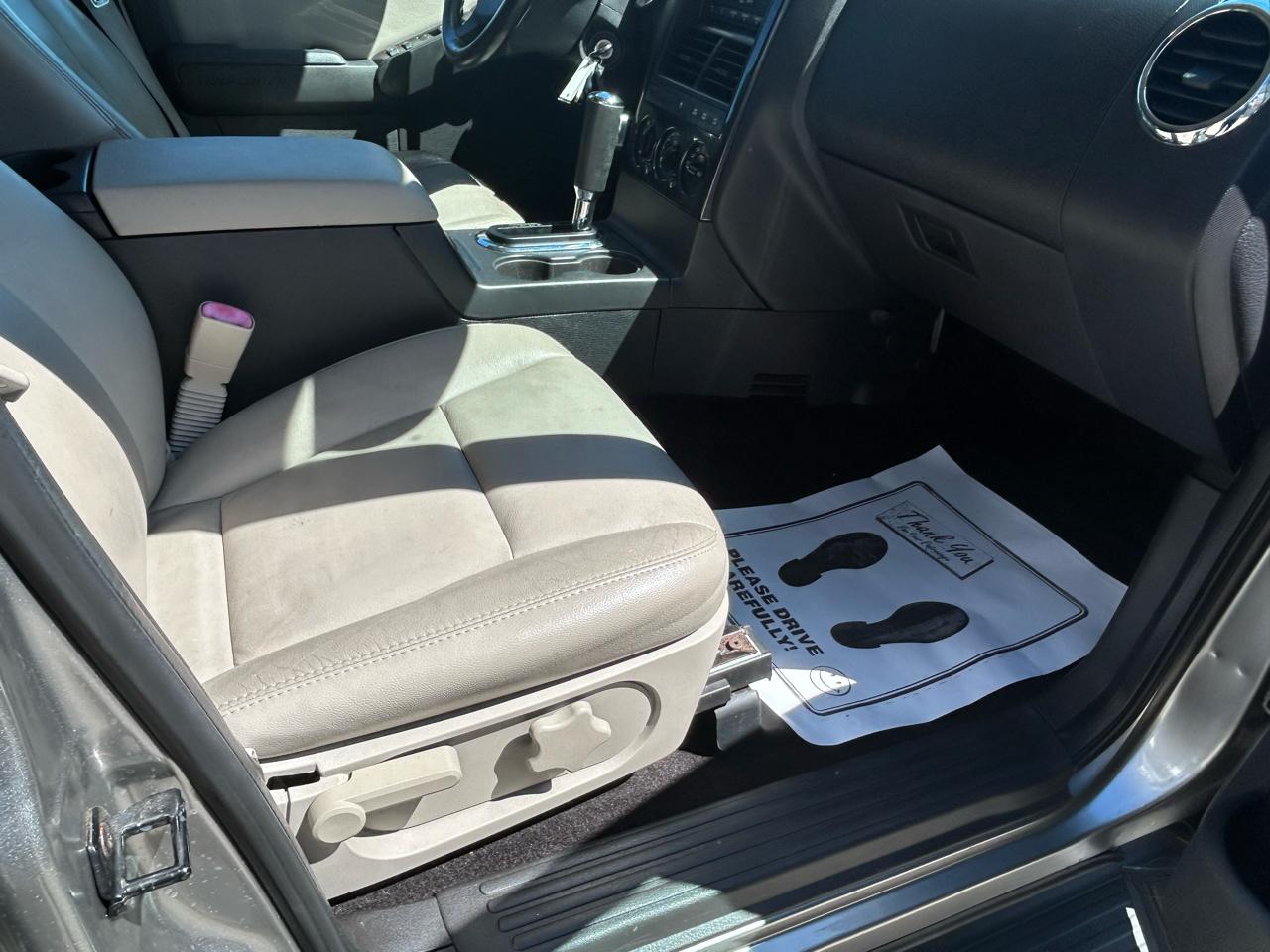 Ford Explorer XLT 4.0L 4WD 2008