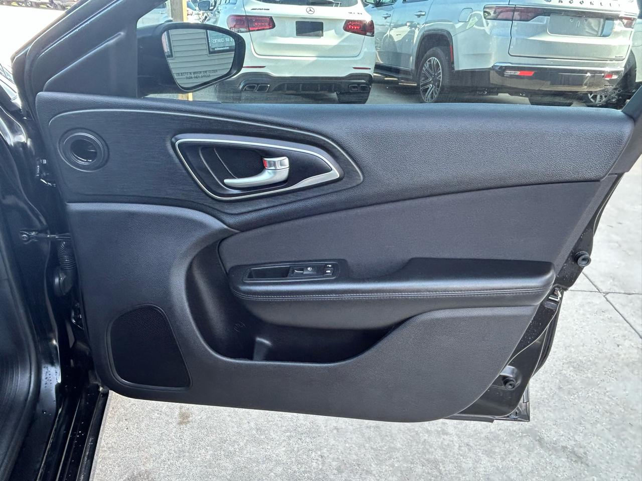 Chrysler 200 Limited 2016