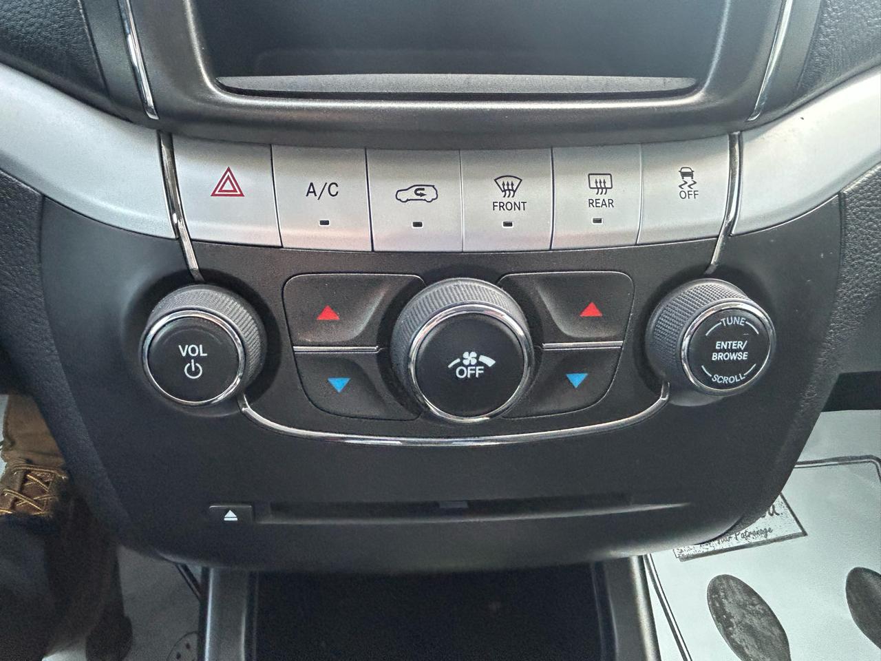 Dodge Journey SXT 2012