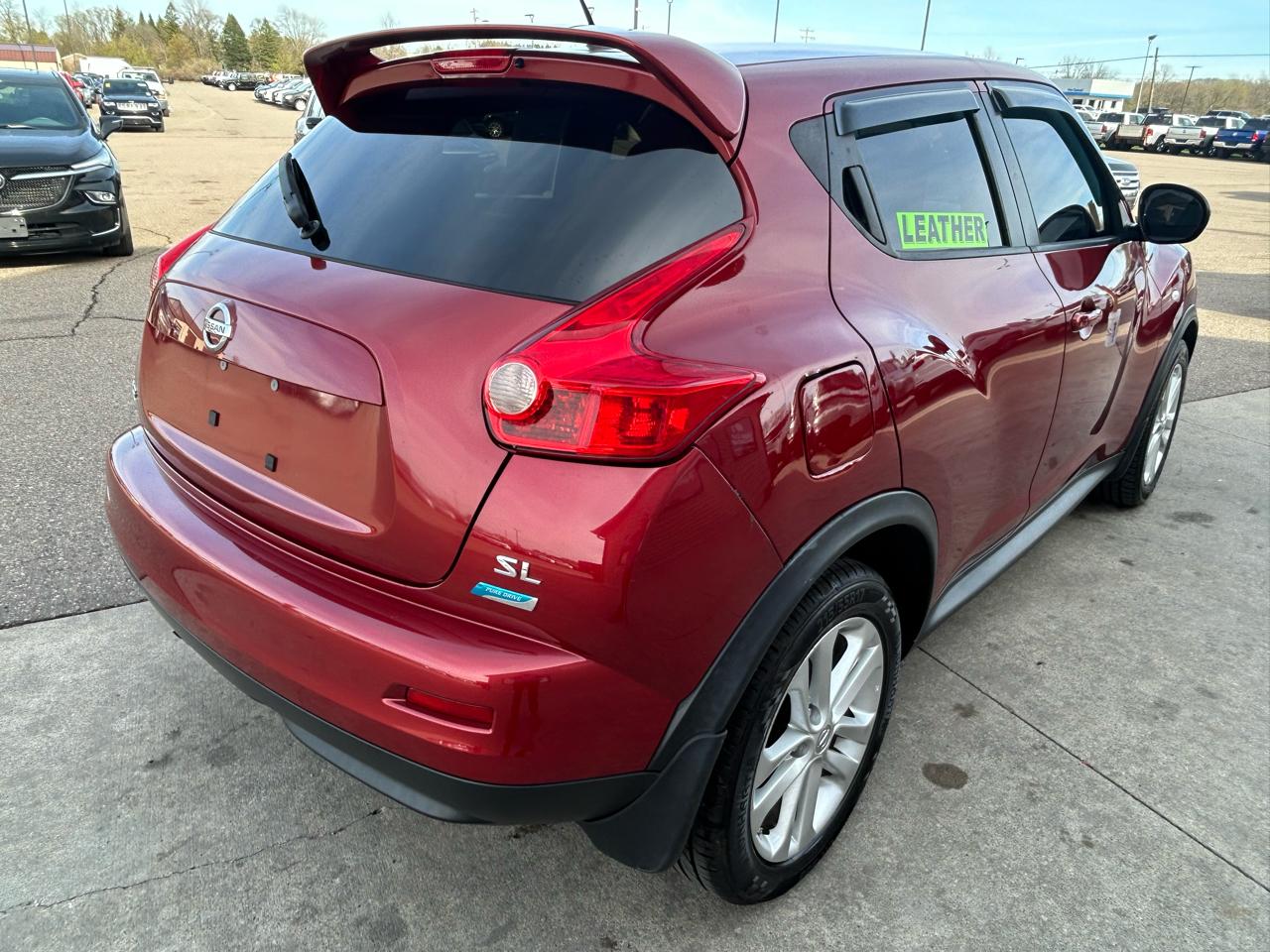 Nissan Juke S FWD 2014
