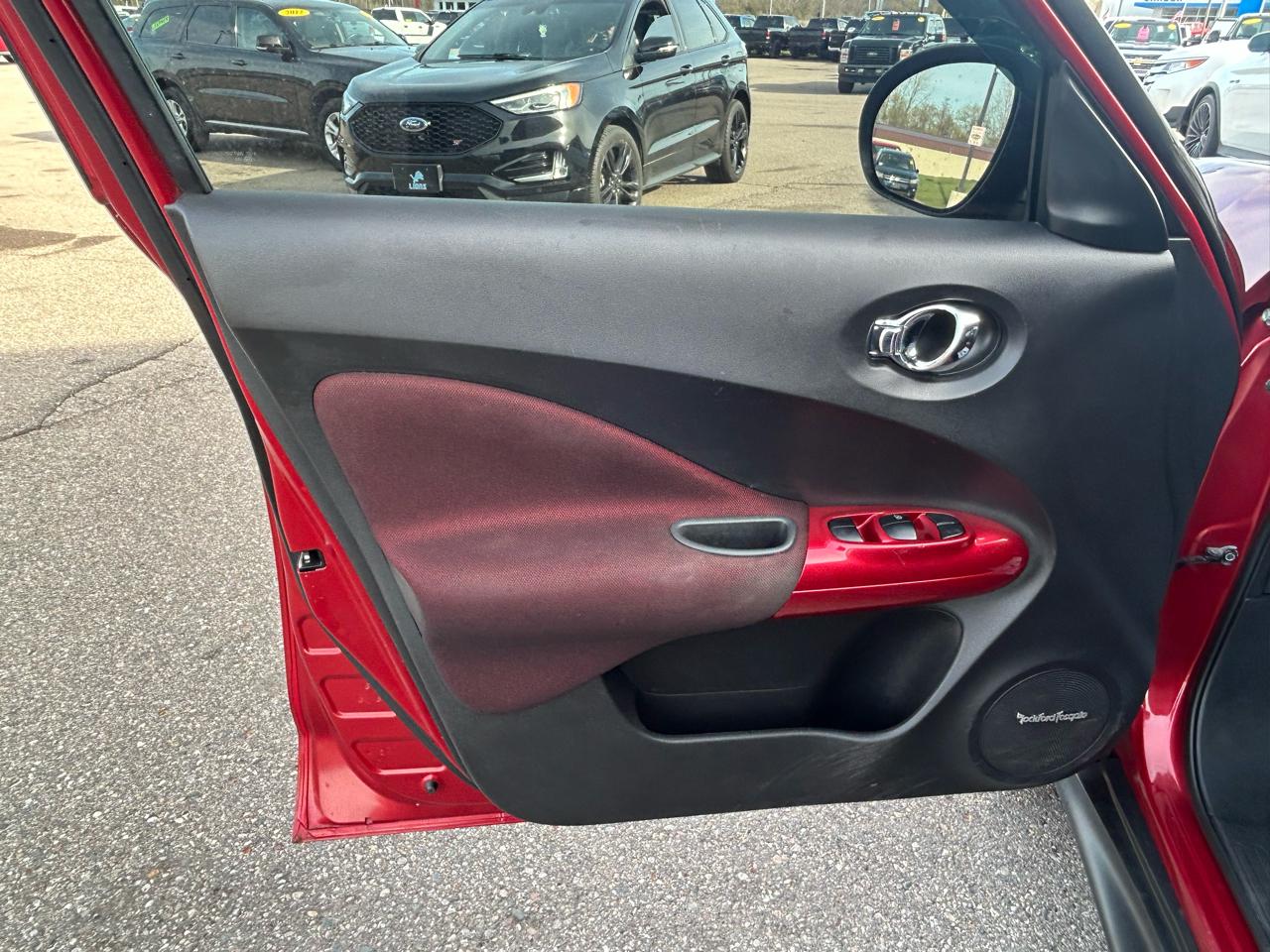 Nissan Juke S FWD 2014