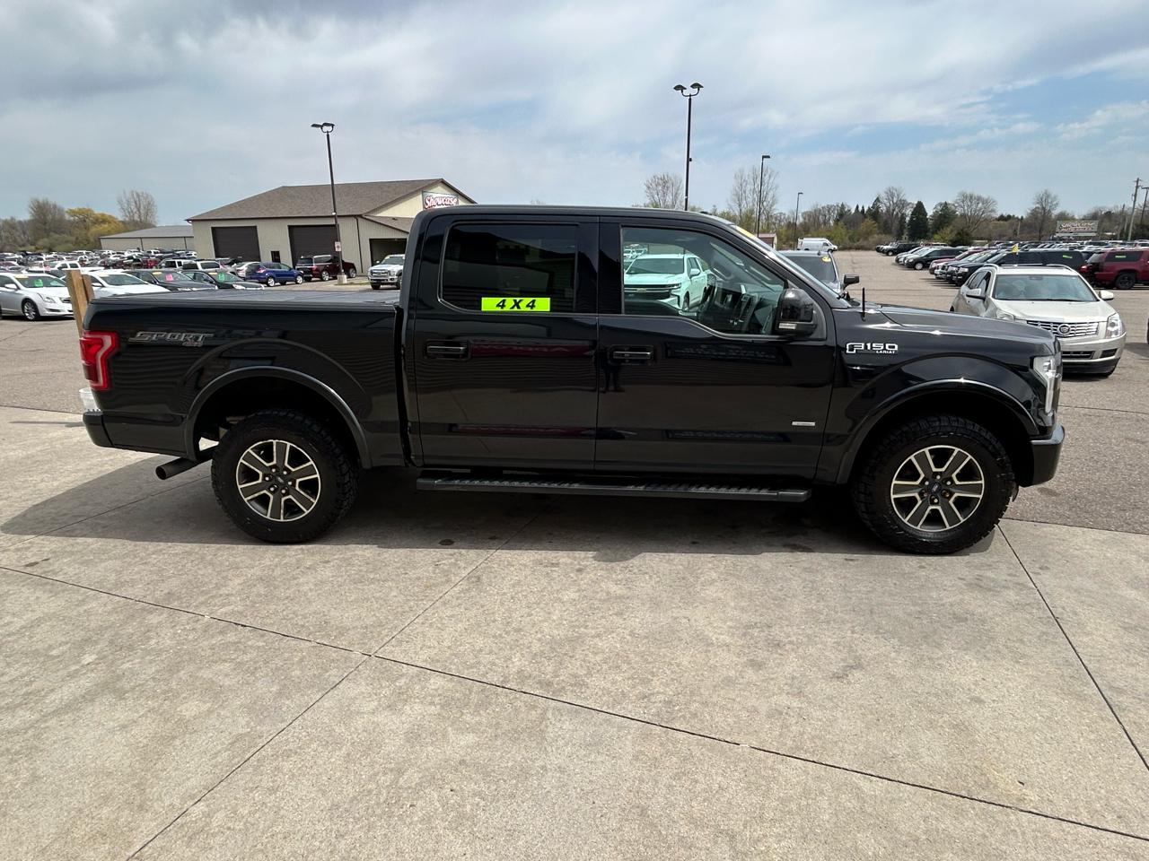 Ford F-150 XL SuperCrew 5.5-ft. Bed 4WD 2015