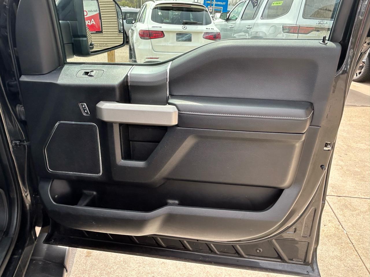 Ford F-150 XL SuperCrew 5.5-ft. Bed 4WD 2015