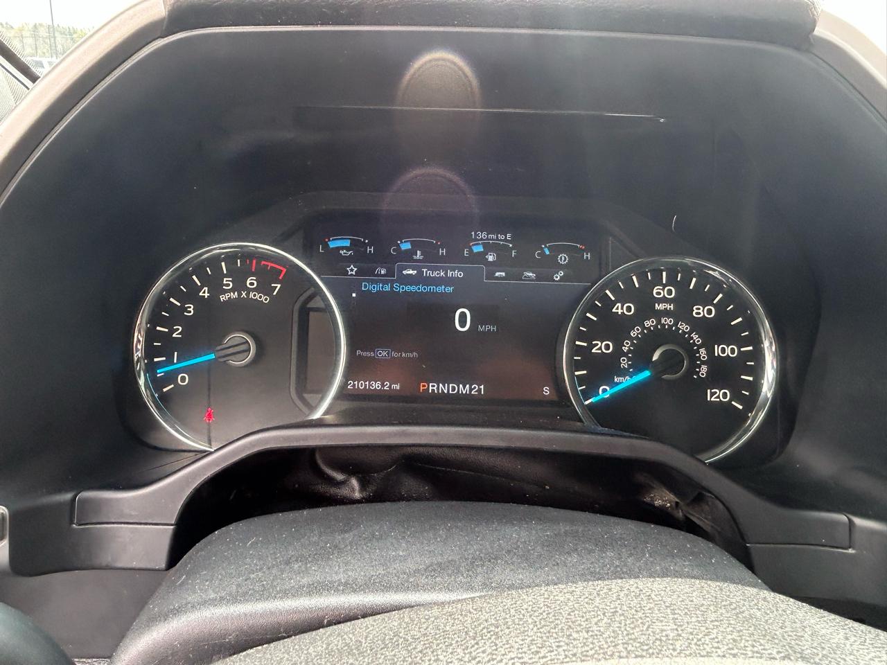 Ford F-150 XL SuperCrew 5.5-ft. Bed 4WD 2015