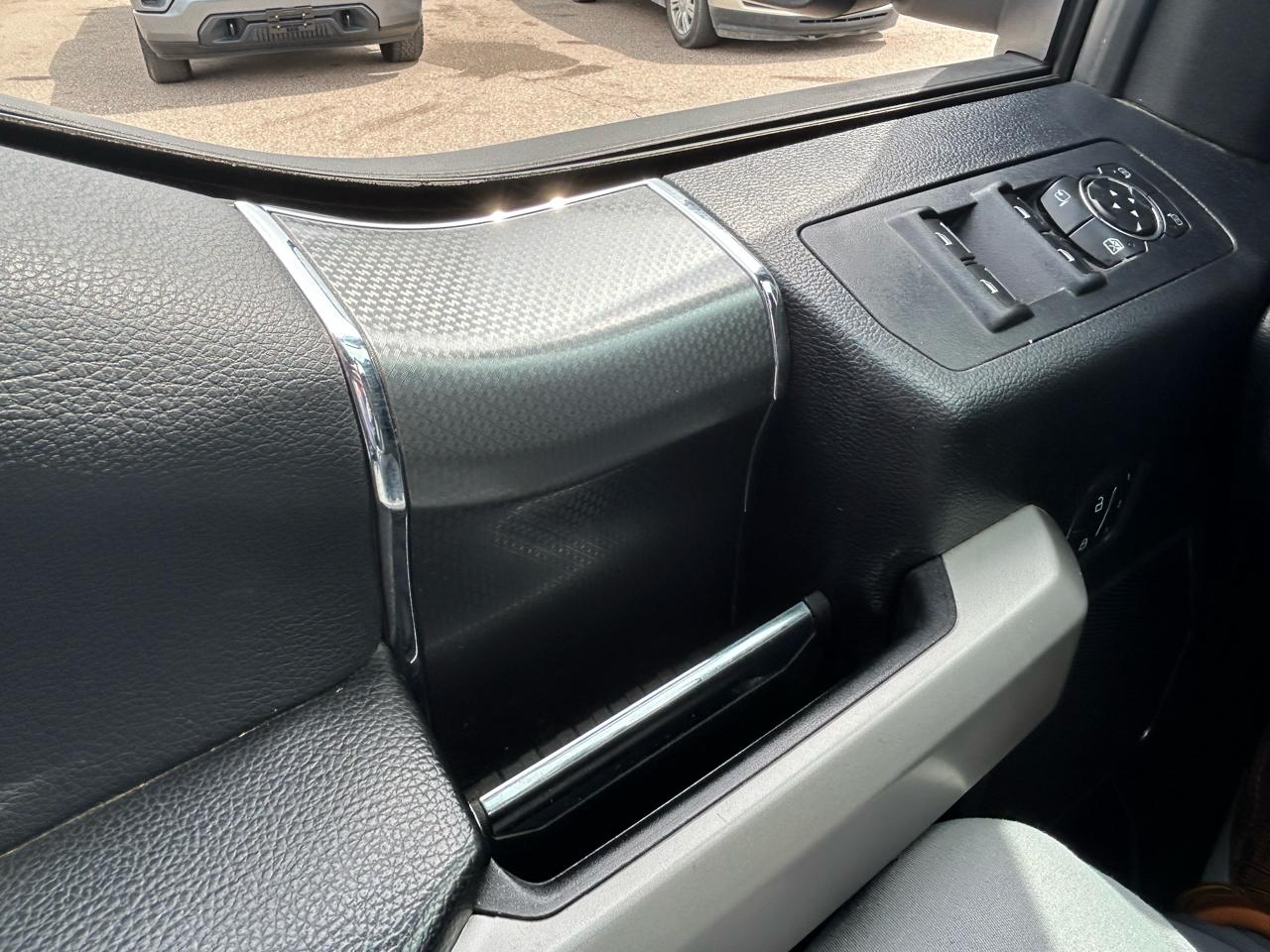 Ford F-150 XL SuperCrew 5.5-ft. Bed 4WD 2015