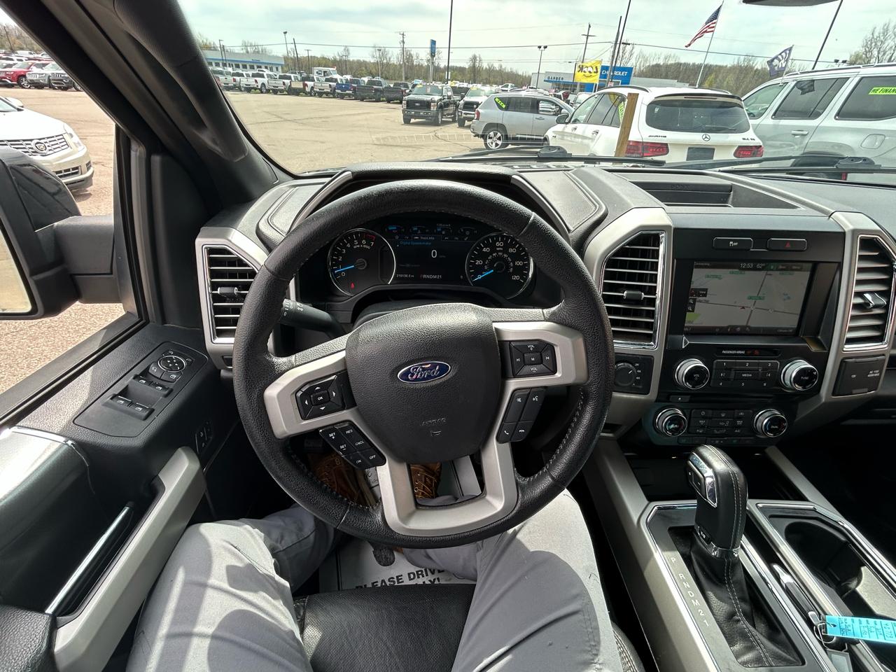 Ford F-150 XL SuperCrew 5.5-ft. Bed 4WD 2015