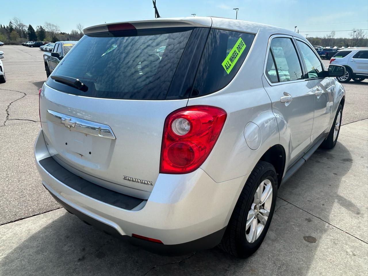 Chevrolet Equinox LS AWD 2012