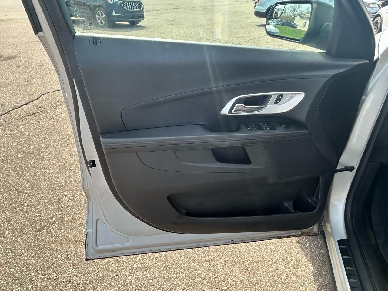 Chevrolet Equinox LS AWD 2012