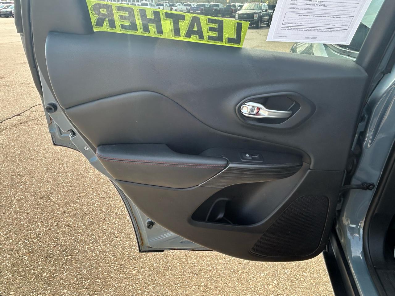 Jeep Cherokee Trailhawk 4WD 2014