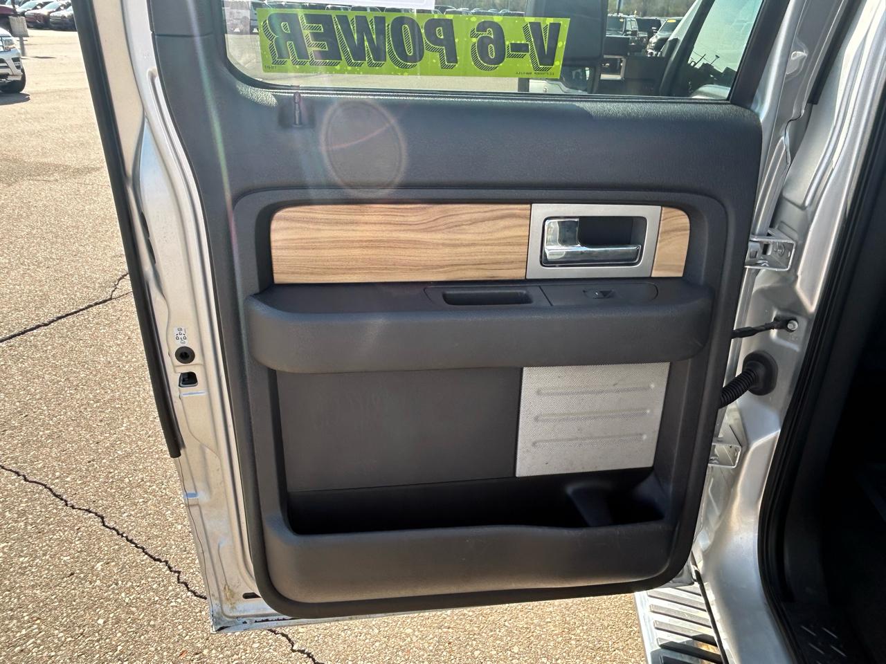 Ford F-150 Supercab 157" Lariat 4WD 2011