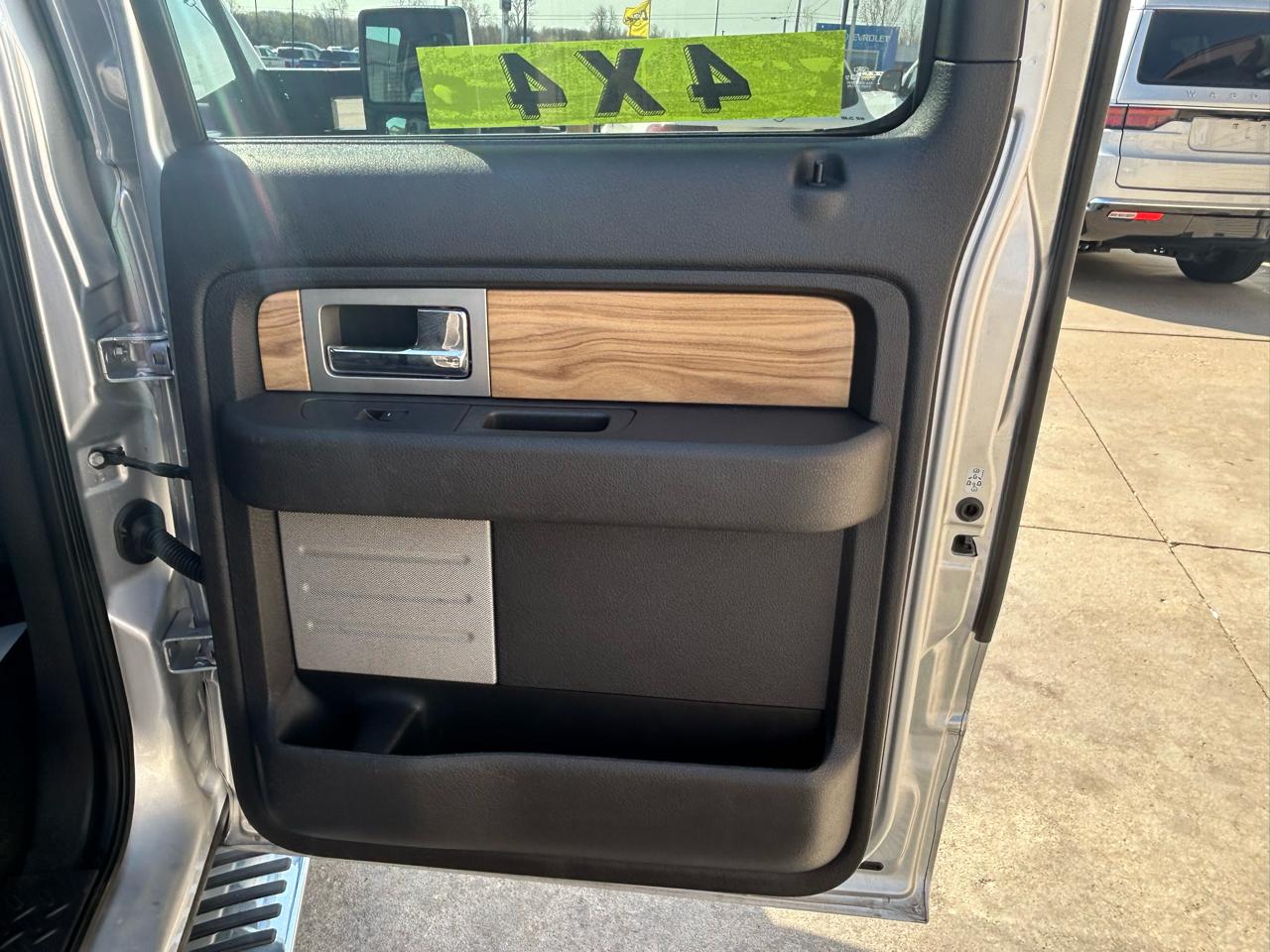 Ford F-150 Supercab 157" Lariat 4WD 2011