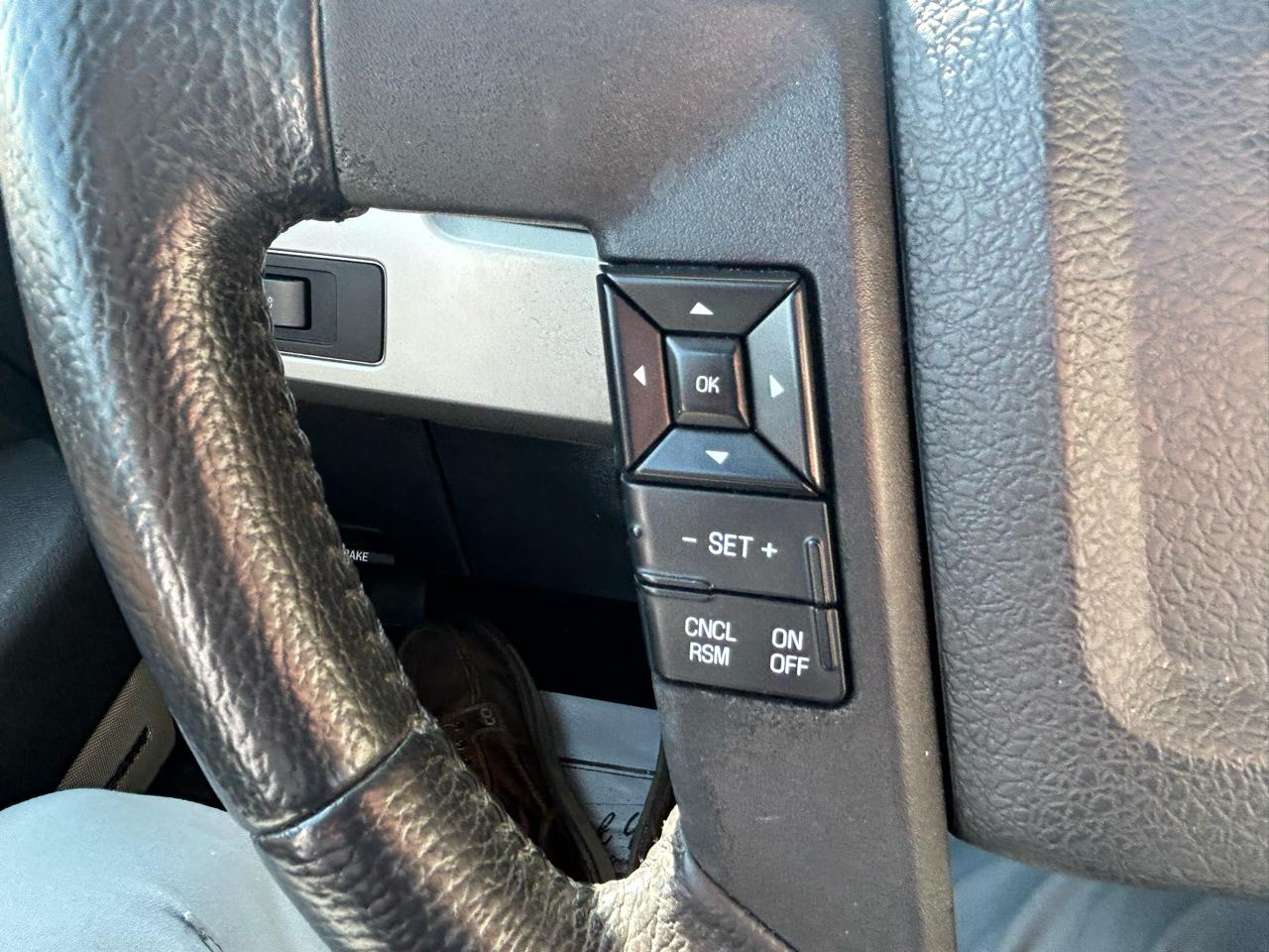 Ford F-150 Supercab 157" Lariat 4WD 2011