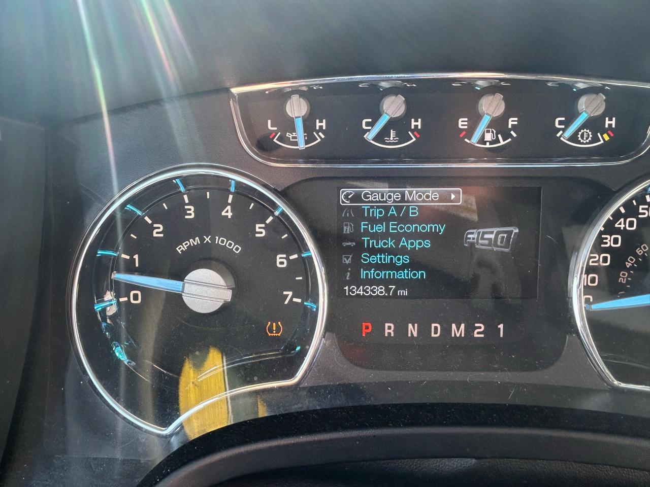 Ford F-150 Supercab 157" Lariat 4WD 2011