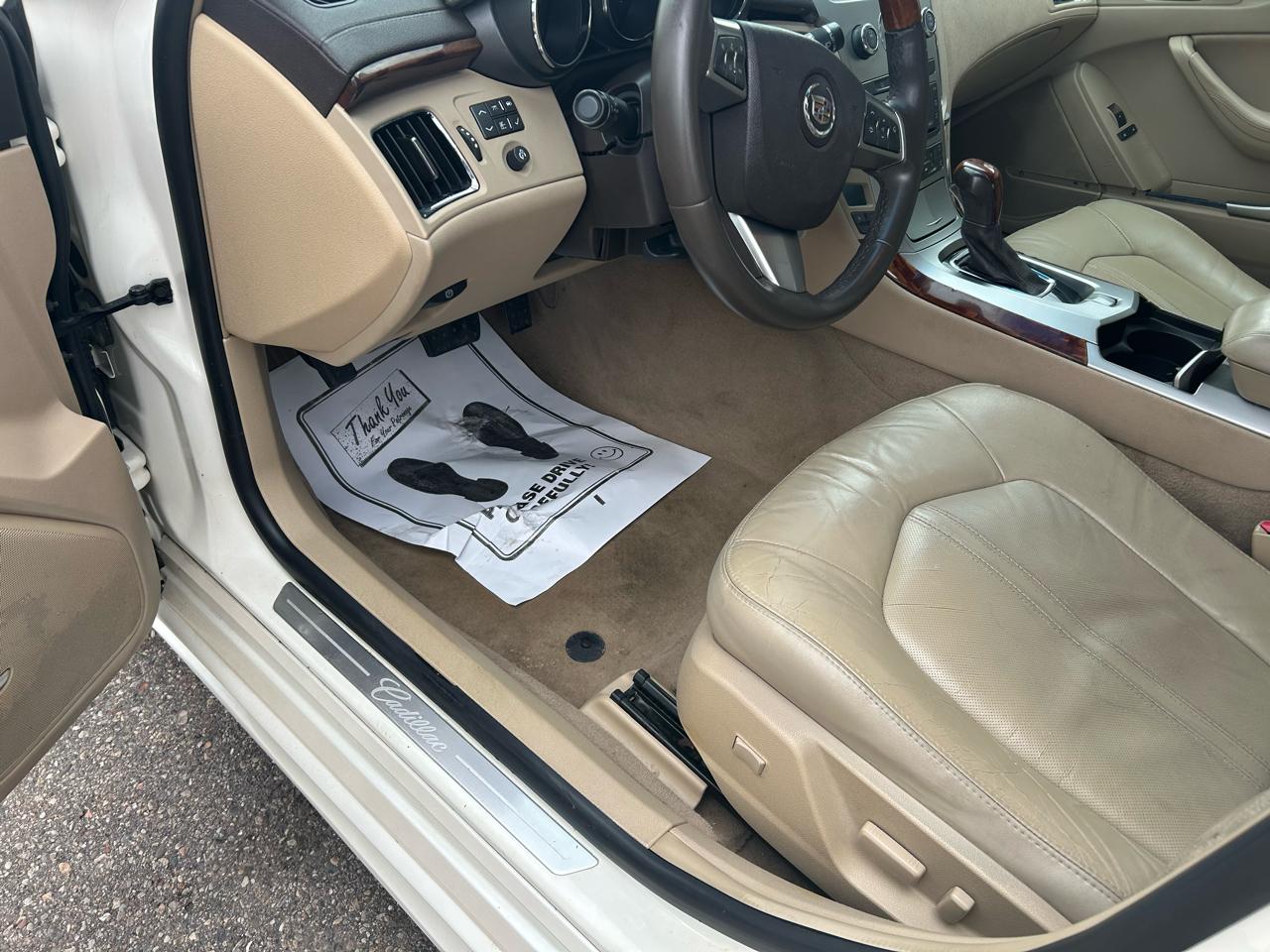 Cadillac CTS 3.0L Luxury 2010