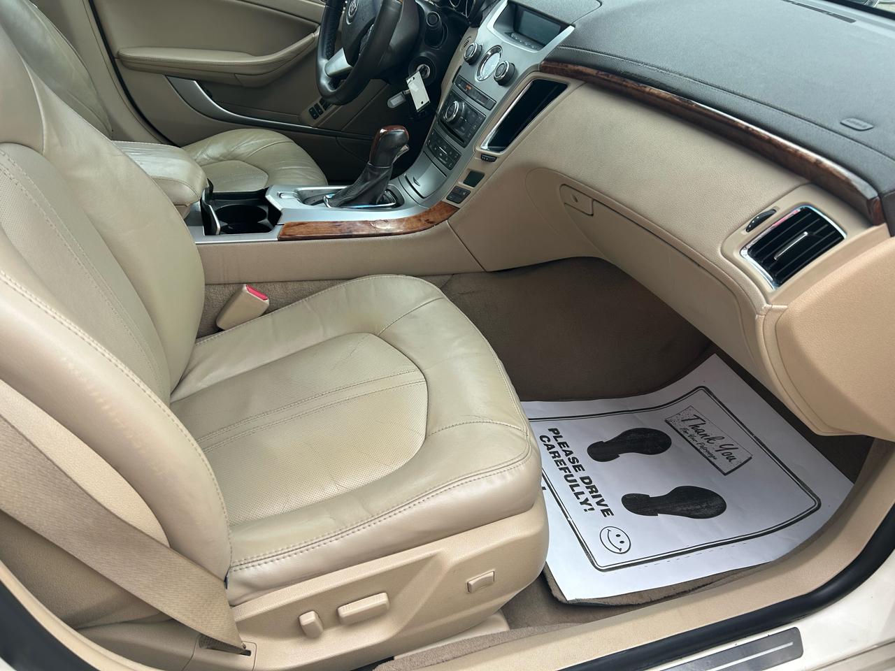 Cadillac CTS 3.0L Luxury 2010