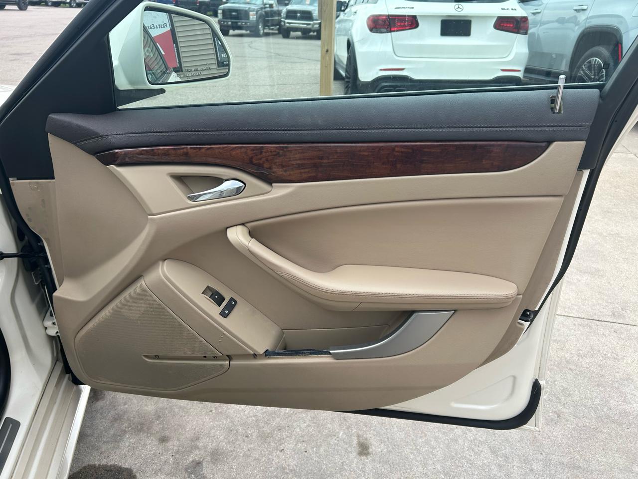 Cadillac CTS 3.0L Luxury 2010