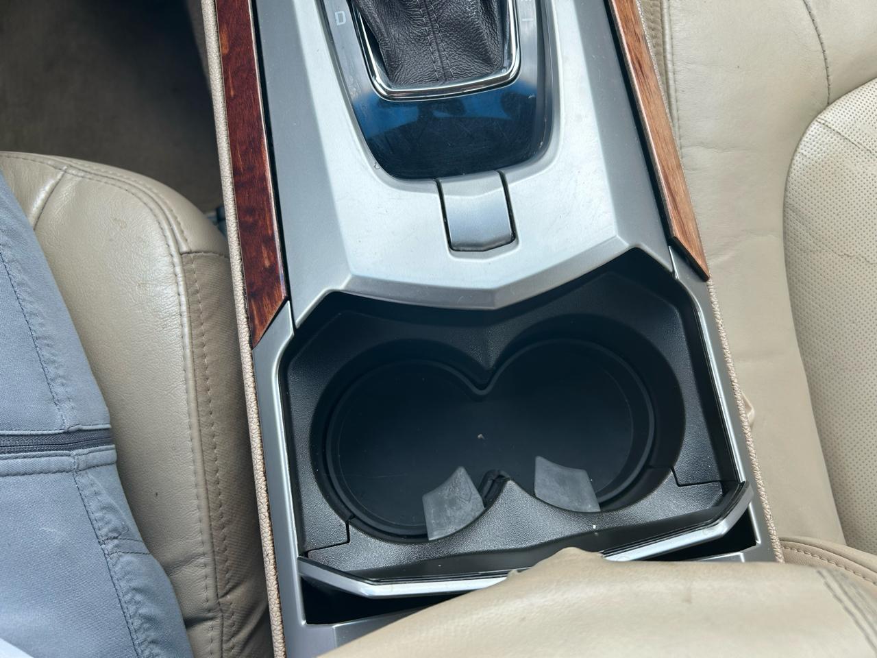 Cadillac CTS 3.0L Luxury 2010