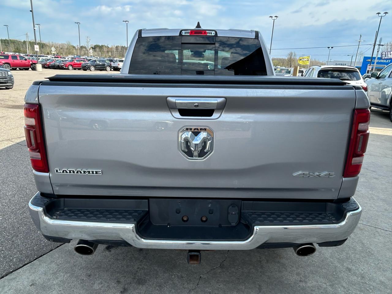 RAM 1500 Laramie Crew Cab SWB 4WD 2019