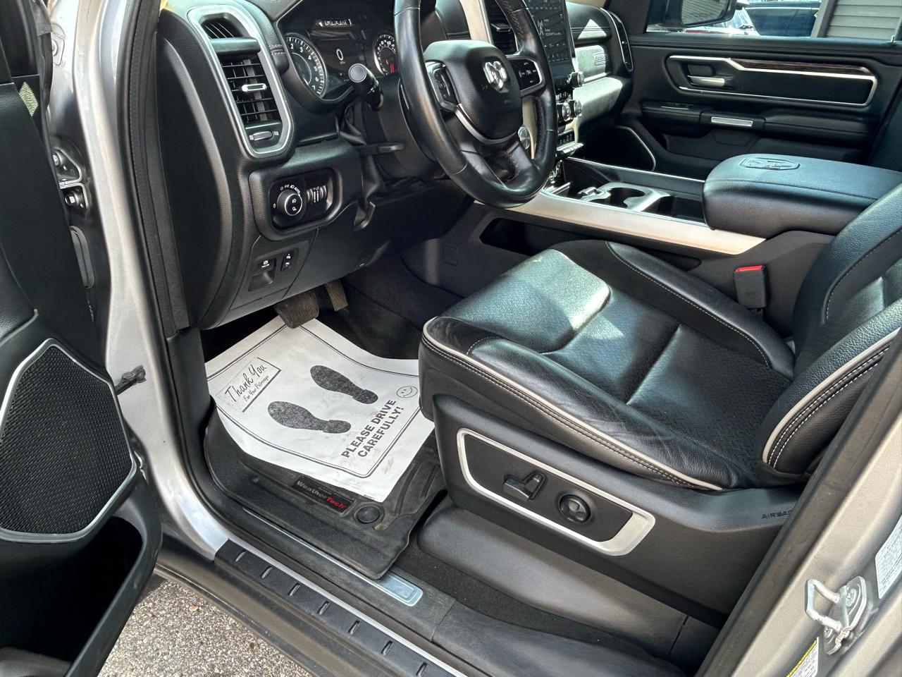 RAM 1500 Laramie Crew Cab SWB 4WD 2019