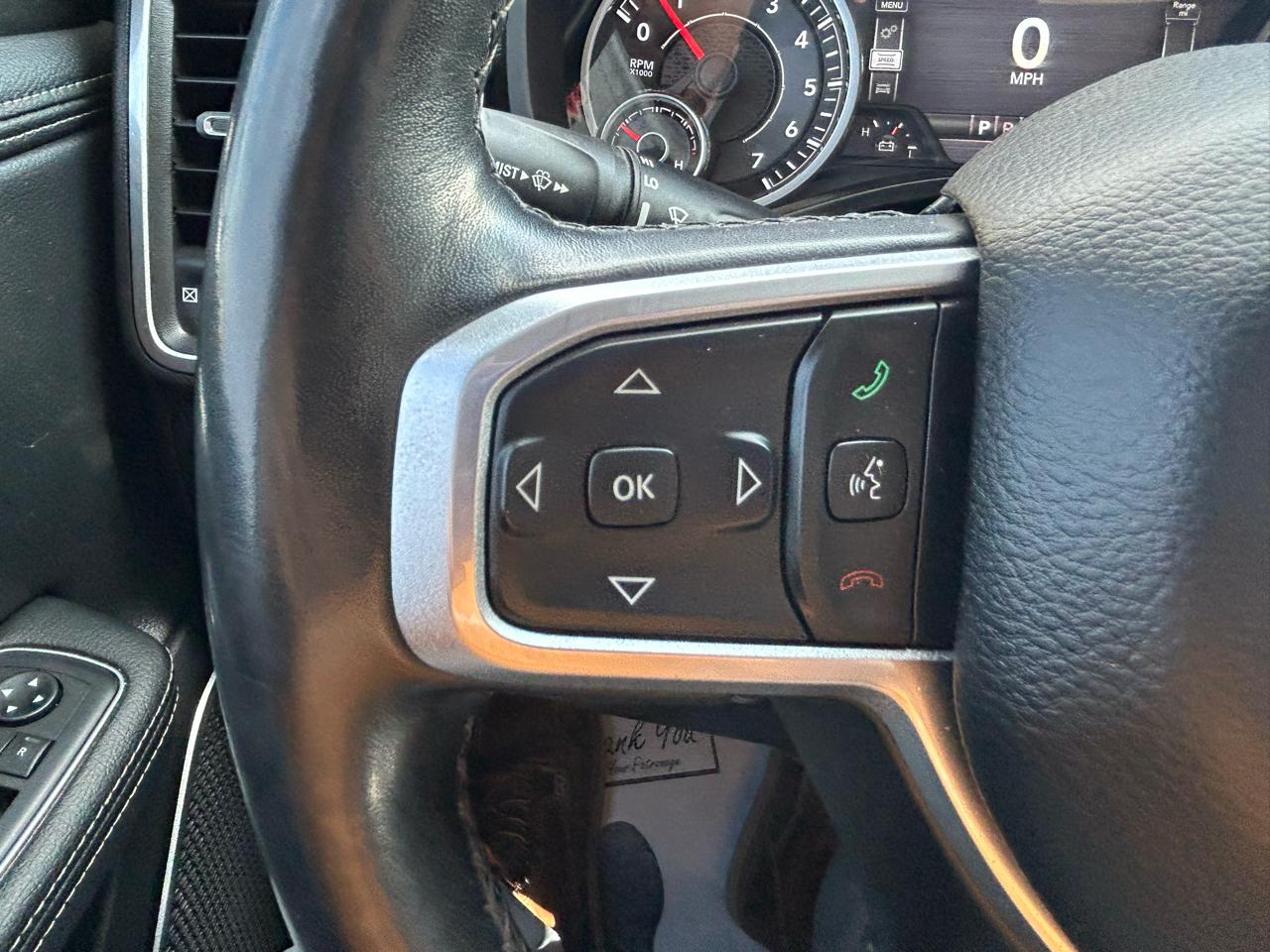 RAM 1500 Laramie Crew Cab SWB 4WD 2019