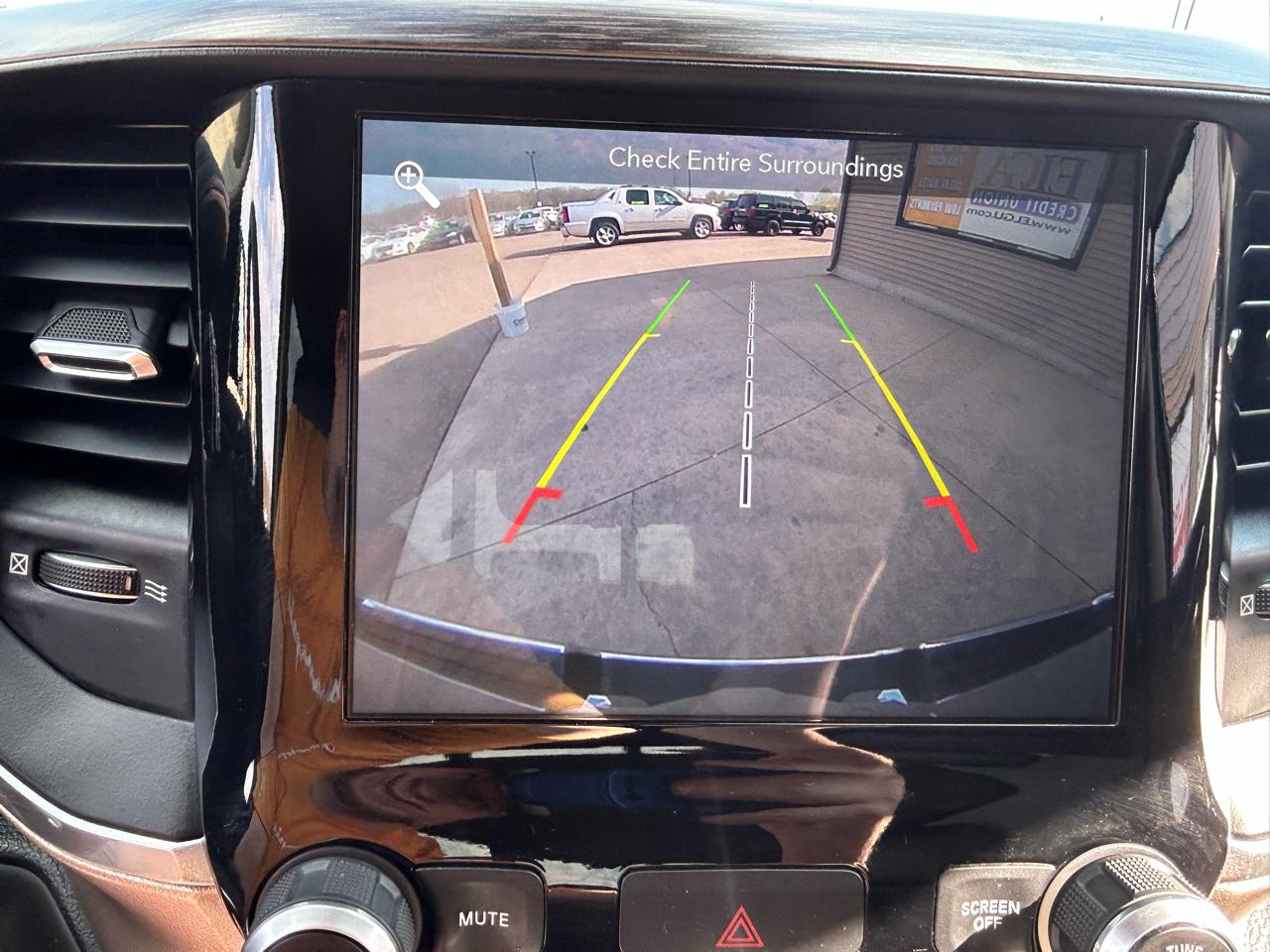 RAM 1500 Laramie Crew Cab SWB 4WD 2019