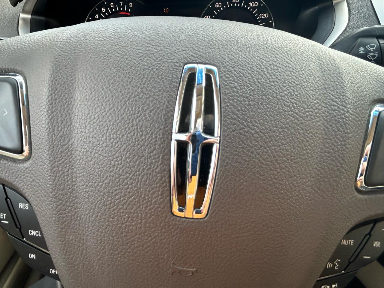 Lincoln MKZ AWD 2015