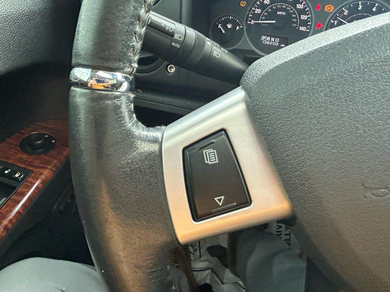 Jeep Commander Limited 4WD 2008