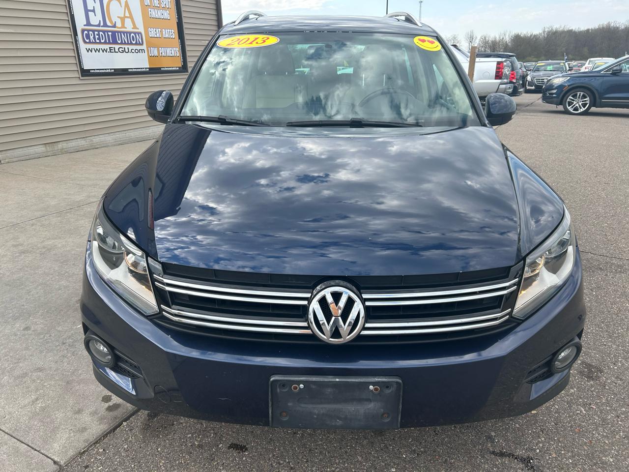 Volkswagen Tiguan S 2013