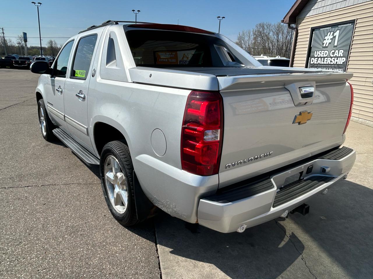 Chevrolet Avalanche LT 4WD 2013