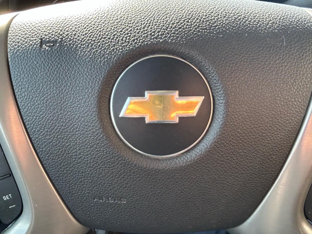 Chevrolet Avalanche LT 4WD 2013