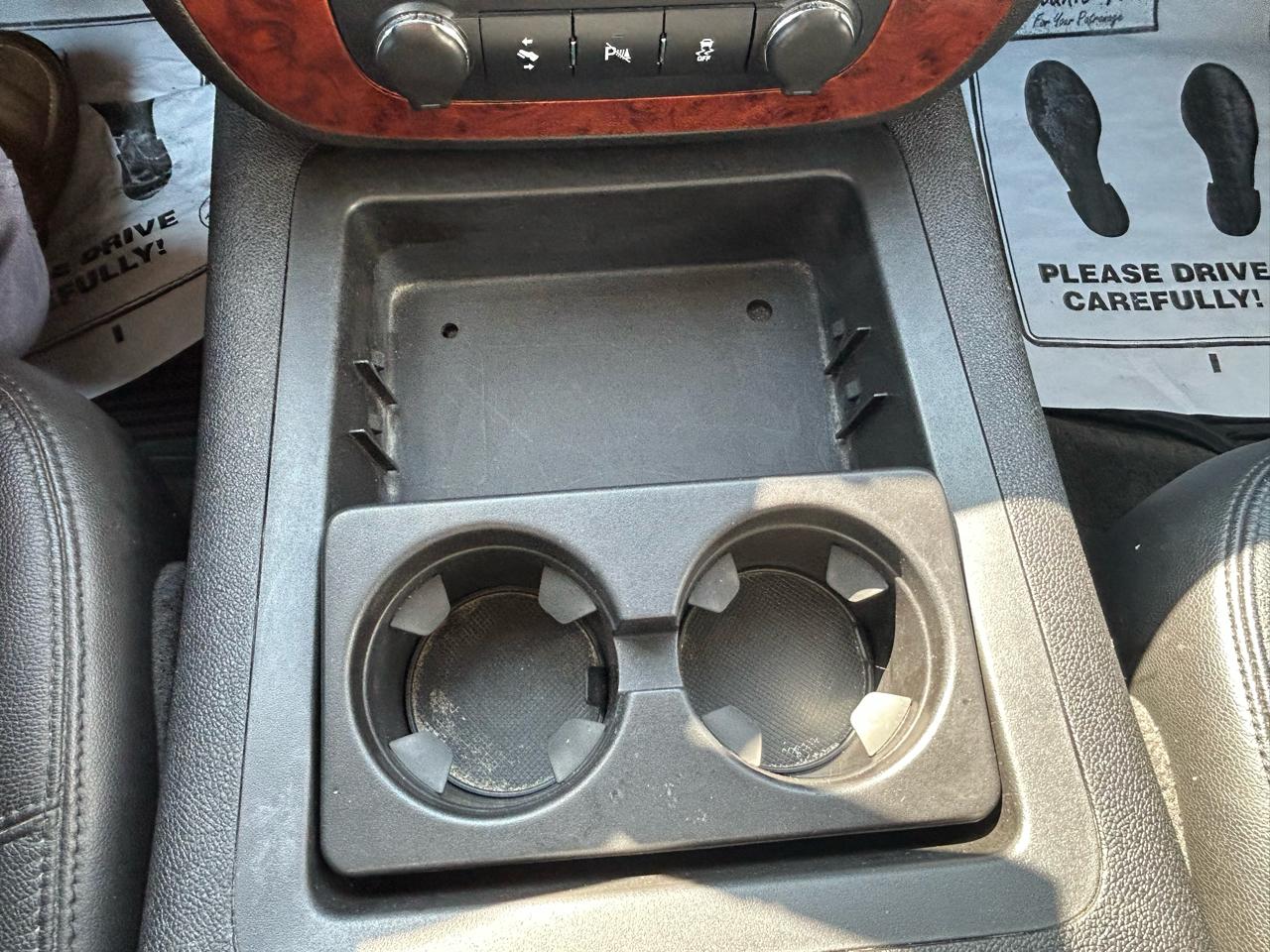 Chevrolet Avalanche LT 4WD 2013