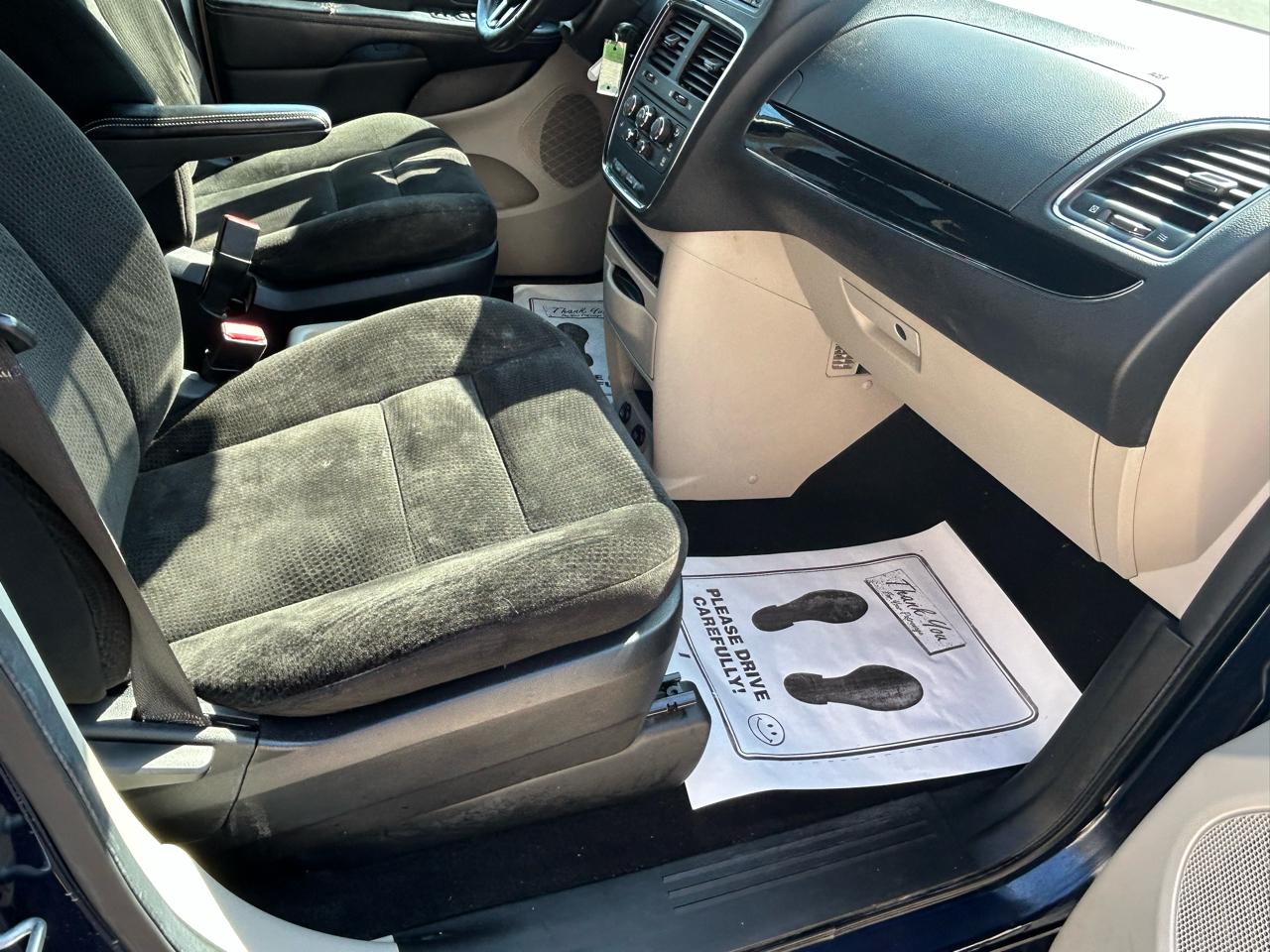 Dodge Grand Caravan SE 2016